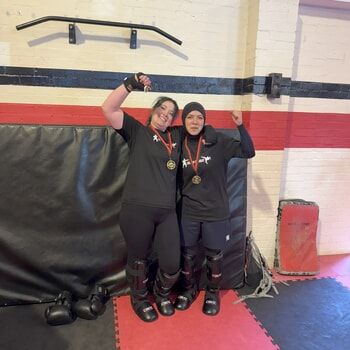 Kick and Punch With This Multi-Faceted Kickboxing Programme